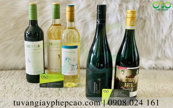 Công bố chất lượng rượu vang trắng để thông quan
